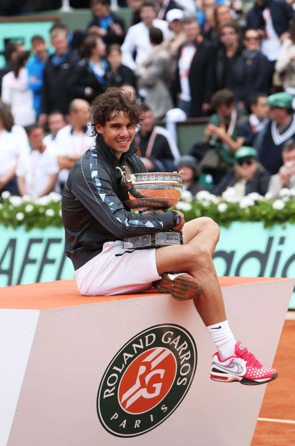 关于纳达尔在西班牙队比赛中赛事规则更新,绝杀引发热议!的信息