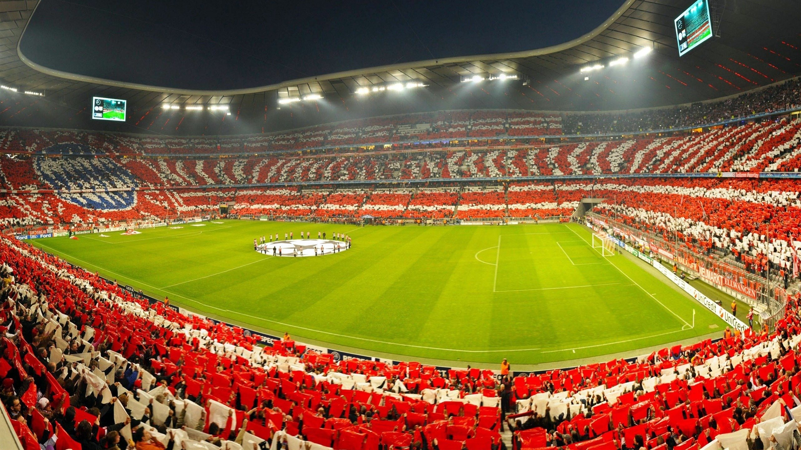 莱万多夫斯基焦点对战，哈登与70激战掘金分钟，战术调整胜负难料！赛场气氛高涨